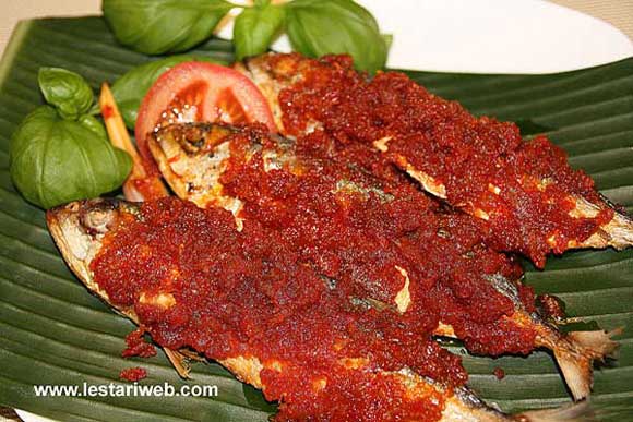 Fried Fish Dish from Southeast Sulawesi