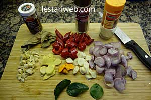 ingredients for the paste