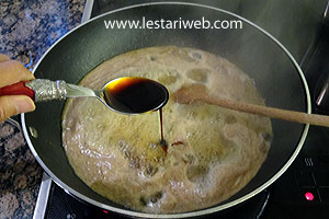 adding Indonesian soy sauce